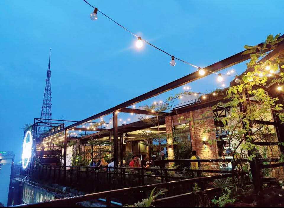 Rooftop Restaurant at Hatirjheel